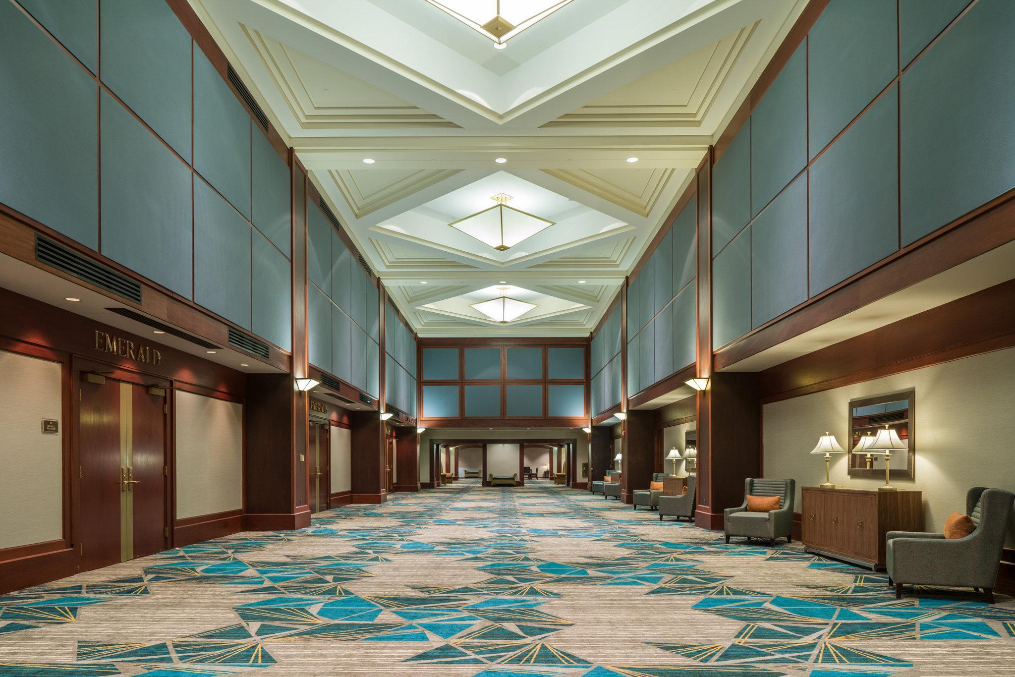 Hotel Crowne Plaza Springfield Convention Center By Ihg Extérieur photo