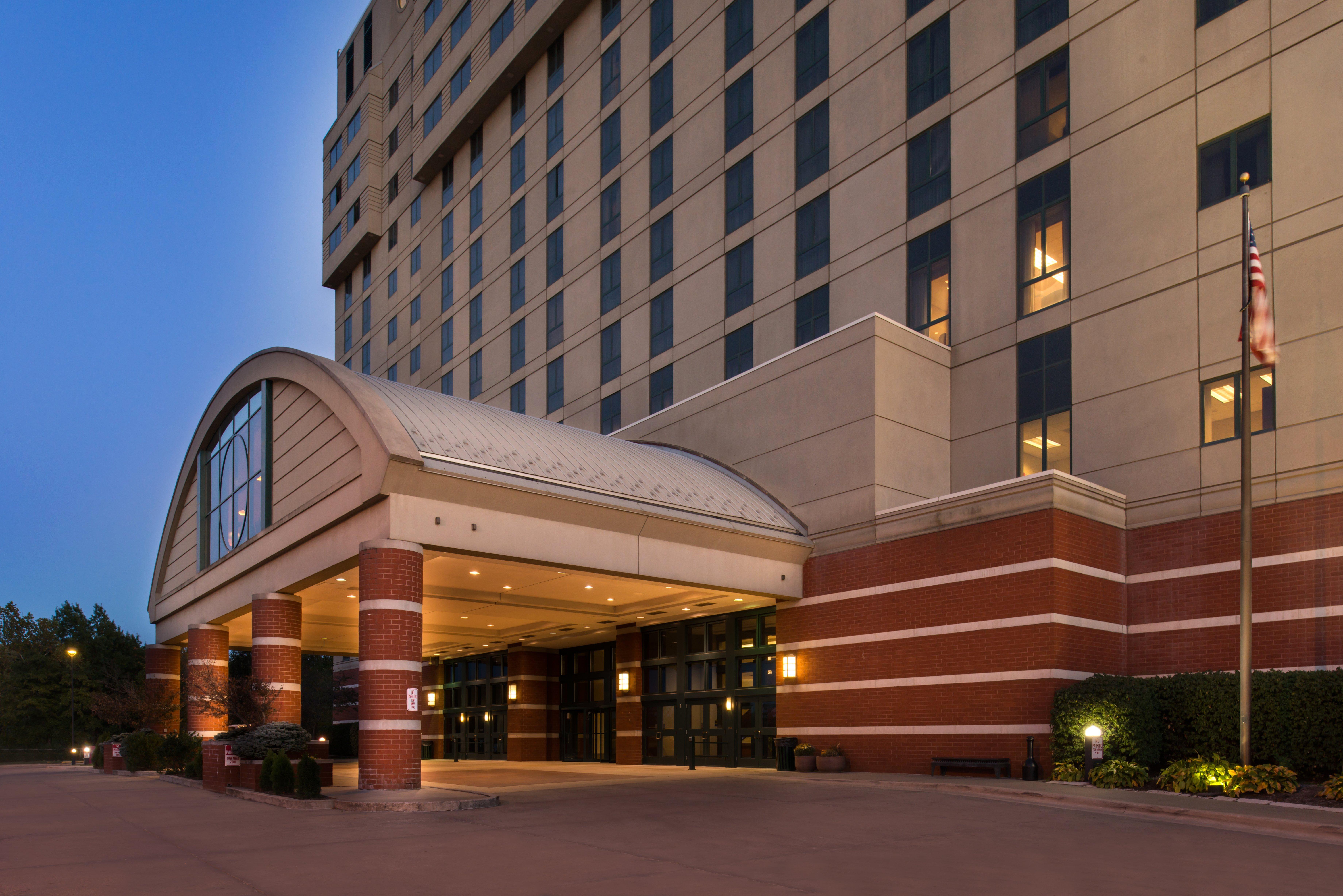 Hotel Crowne Plaza Springfield Convention Center By Ihg Extérieur photo